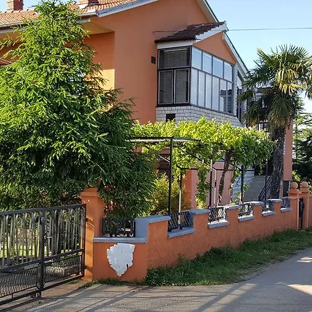 Apartament Riko Valtura